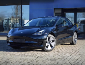 Tesla Model 3 2022 - 7 