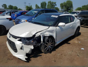 2016 TOYOTA SCION TC - 8 