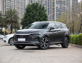 Byd Tang 2025 - 7 