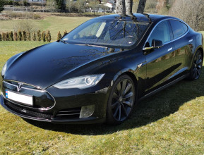 Tesla Model S 2016 - 6 