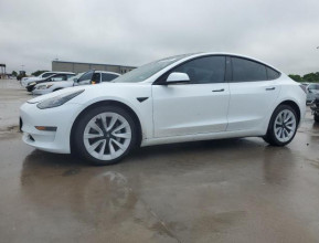 Tesla Model 3 2022 - 7 