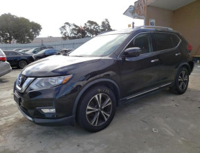 2017 NISSAN ROGUE S - 5 