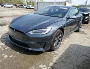 Tesla Model S 2021 Plaid 
