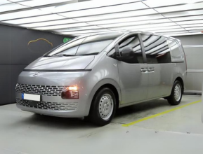 Hyundai Staria 2022 - 6 
