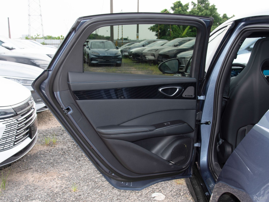 BYD Seal 2025 Standard Edition BYD Seal 2025 Standard Edition