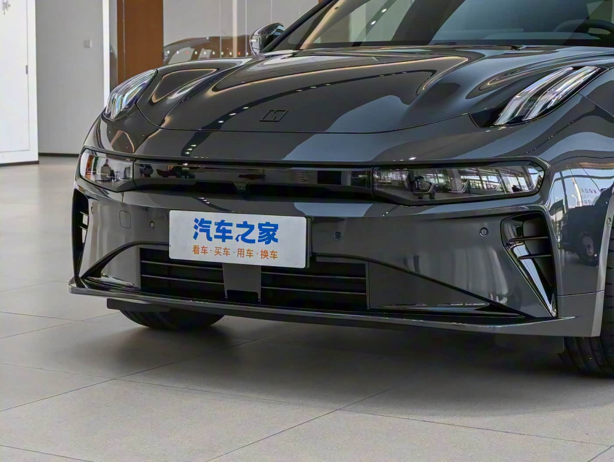 Zeekr 001 2026 Max 103kWh RWD Zeekr 001 2026 Max 103kWh RWD