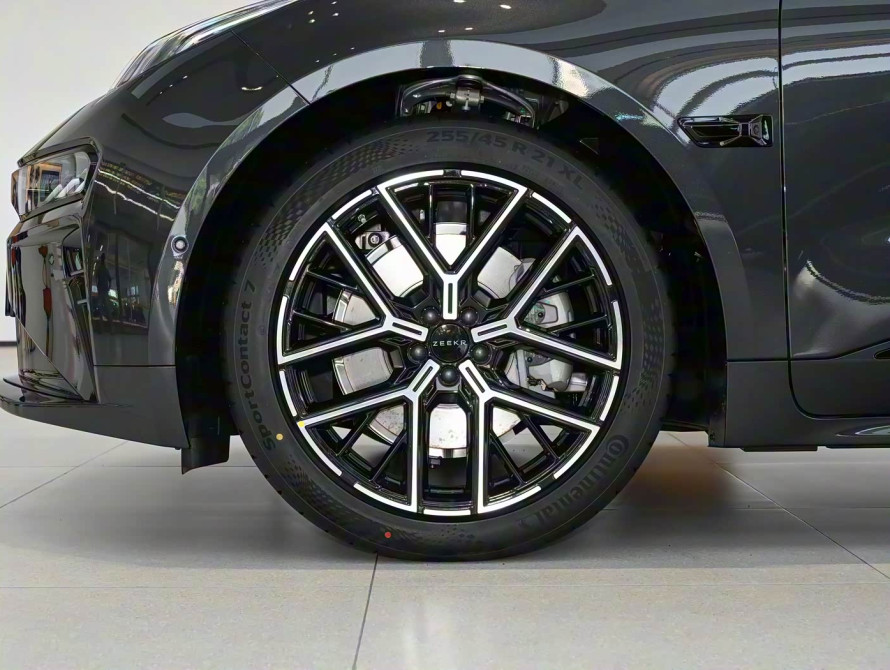 Zeekr 001 2026 Max 103kWh RWD Zeekr 001 2026 Max 103kWh RWD