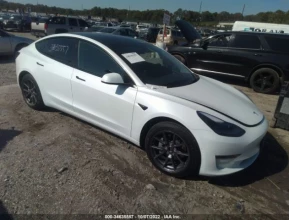 Tesla Model 3 Long Range - 3 