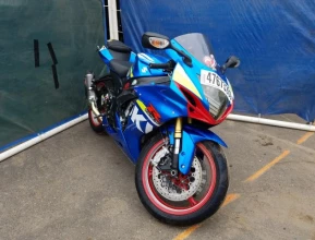SUZUKI GSX-R750 2015 - 1 