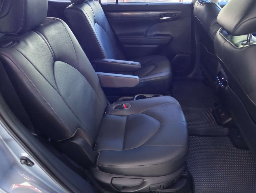 Toyota Highlander 2020 Hybrid Limited Toyota Highlander 2020 Hybrid Limited