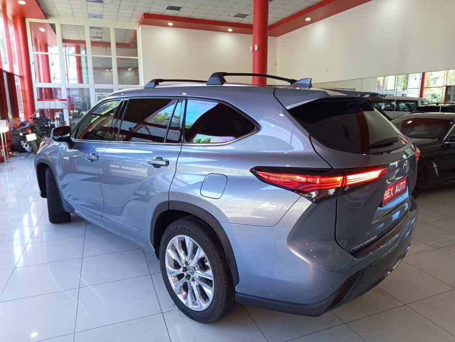 Toyota Highlander 2020 Hybrid Limited Toyota Highlander 2020 Hybrid Limited