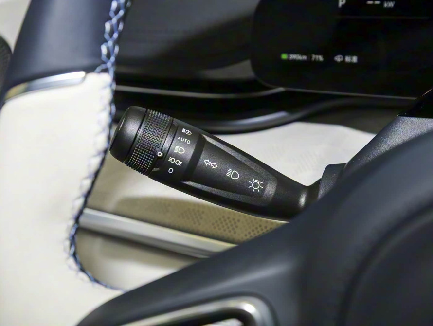 Zeekr 001 2026 Ultra 103 kWh AWD Zeekr 001 2026 Ultra 103 kWh AWD