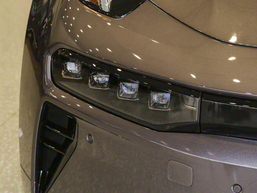 Zeekr 001 2026 Ultra 103 kWh AWD Zeekr 001 2026 Ultra 103 kWh AWD