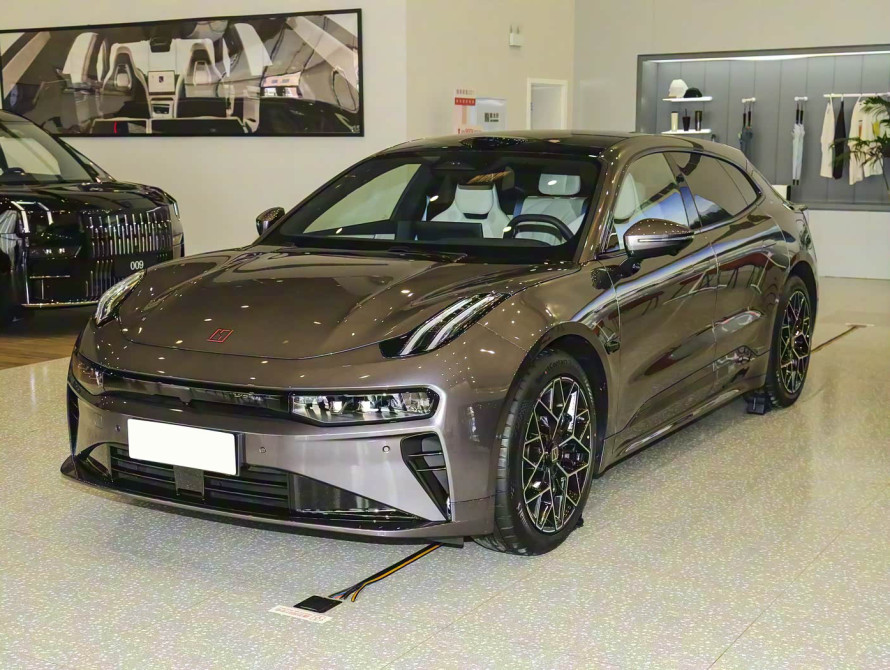 Zeekr 001 2026 Ultra 103 kWh AWD Zeekr 001 2026 Ultra 103 kWh AWD
