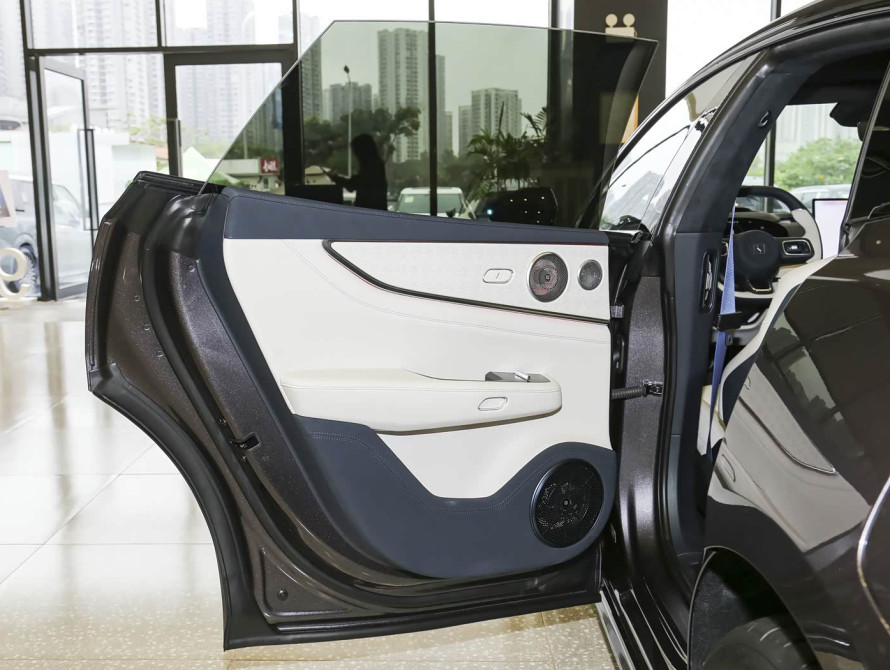 Zeekr 001 2026 Ultra 103 kWh AWD Zeekr 001 2026 Ultra 103 kWh AWD