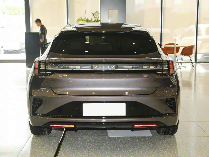 Zeekr 001 2026 Ultra 103 kWh AWD Zeekr 001 2026 Ultra 103 kWh AWD