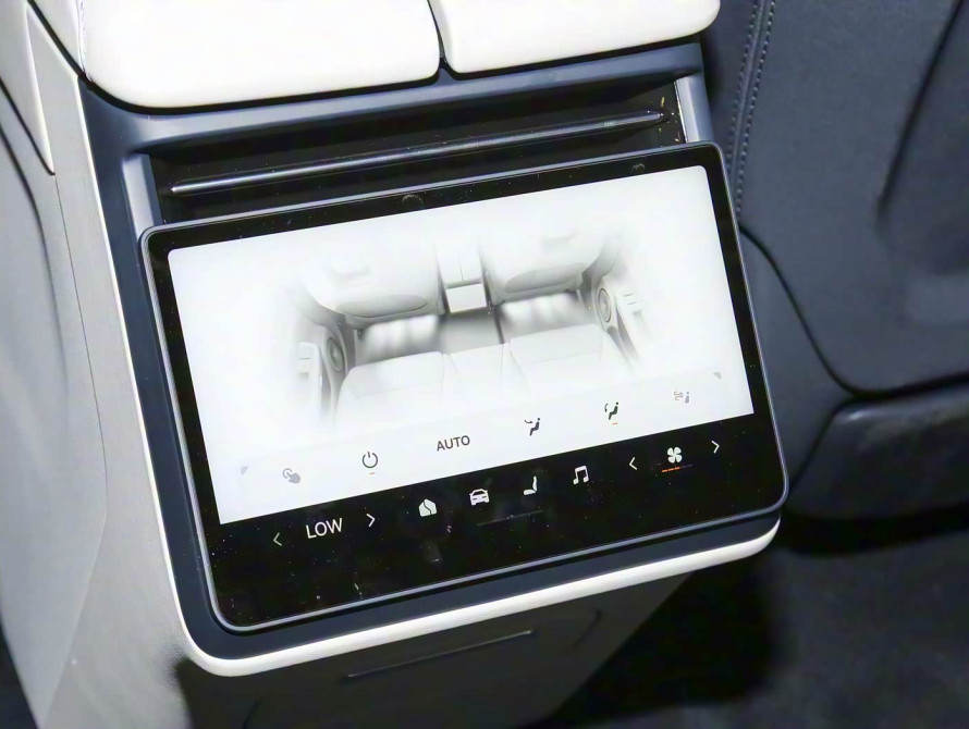 Zeekr 001 2026 Ultra 103 kWh AWD Zeekr 001 2026 Ultra 103 kWh AWD