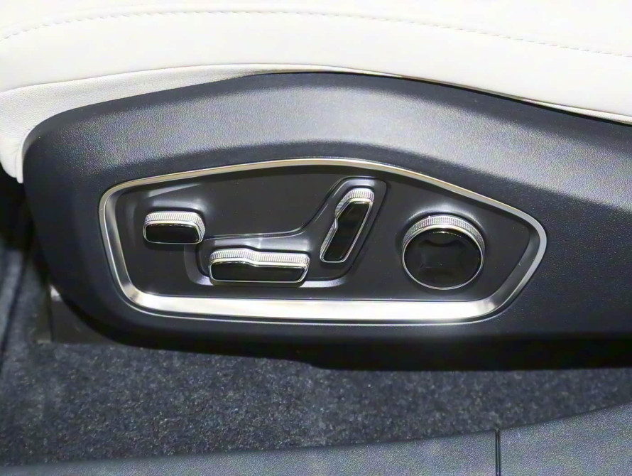 Zeekr 001 2026 Ultra 103 kWh AWD Zeekr 001 2026 Ultra 103 kWh AWD