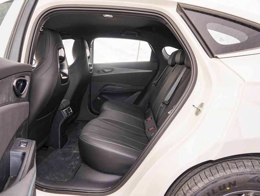 BYD Seal 06 2025 DM-i Intelligent Driving Luxury BYD Seal 06 2025 DM-i Intelligent Driving Luxury