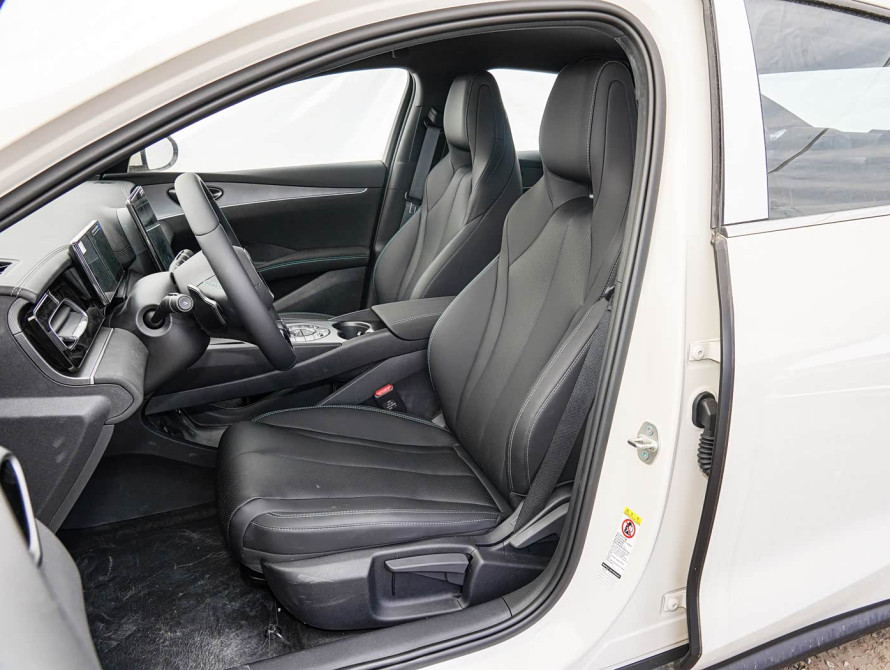 BYD Seal 06 2025 DM-i Intelligent Driving Luxury BYD Seal 06 2025 DM-i Intelligent Driving Luxury
