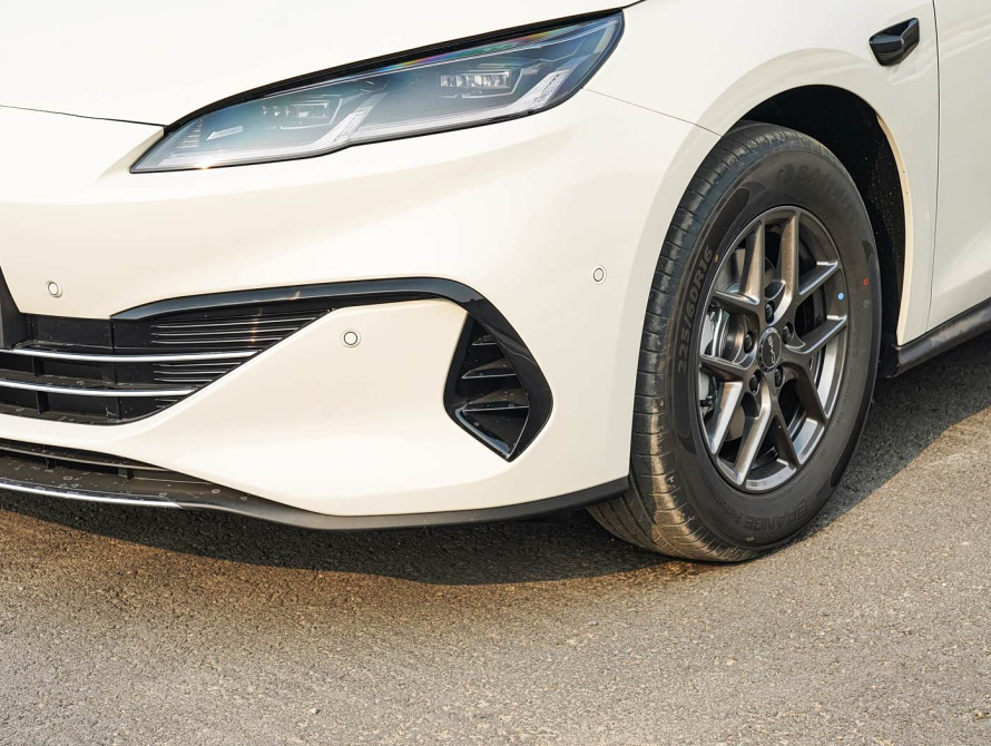 BYD Seal 06 2025 DM-i Intelligent Driving Luxury BYD Seal 06 2025 DM-i Intelligent Driving Luxury