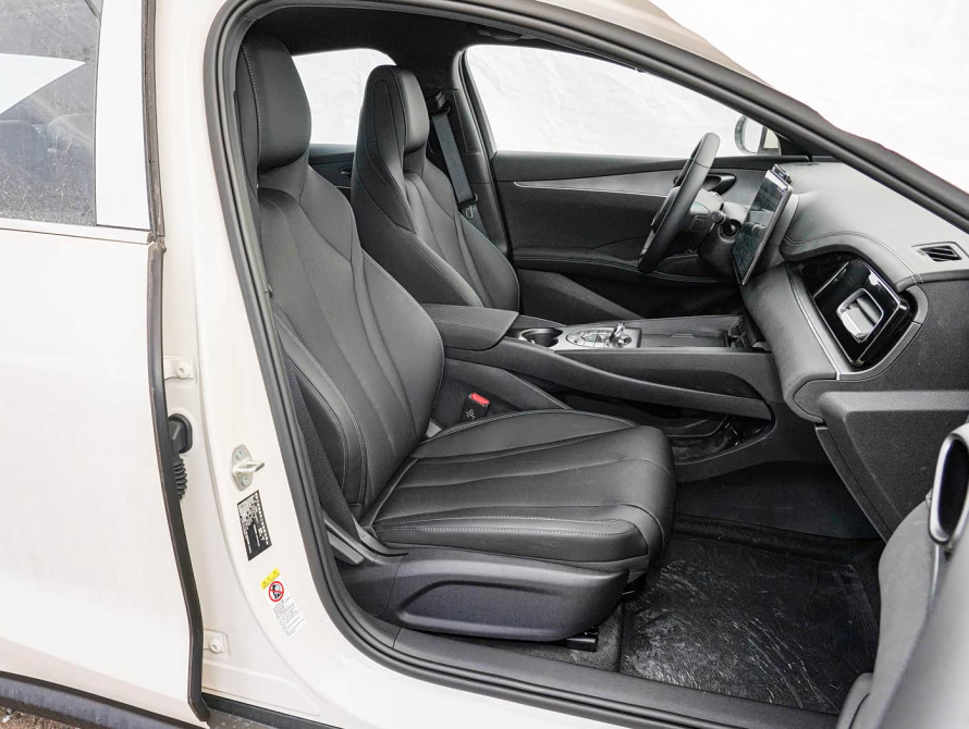 BYD Seal 06 2025 DM-i Intelligent Driving Luxury BYD Seal 06 2025 DM-i Intelligent Driving Luxury