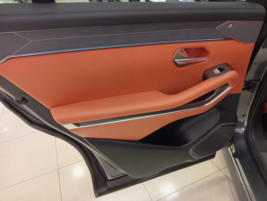 BYD Tang L 2025 LiDAR Flagship BYD Tang L 2025 LiDAR Flagship