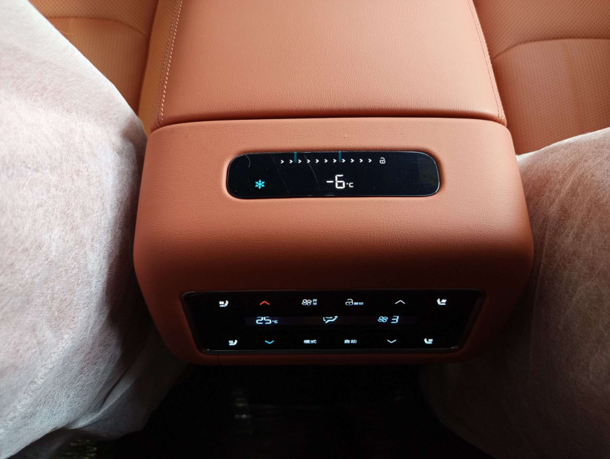 BYD Tang L 2025 LiDAR Flagship BYD Tang L 2025 LiDAR Flagship